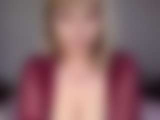 Lara's Live Sex Cam Show