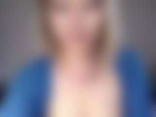 Lara's Live Sex Cam Show