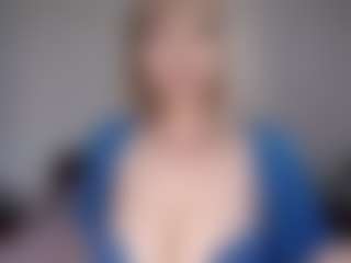 Lara's Live Sex Cam Show