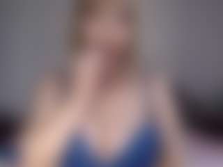 Lara's Live Sex Cam Show