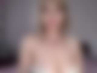 Lara's Live Sex Cam Show
