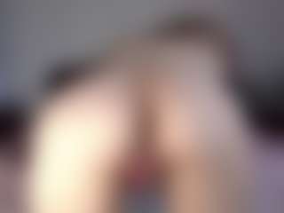 Lara's Live Sex Cam Show