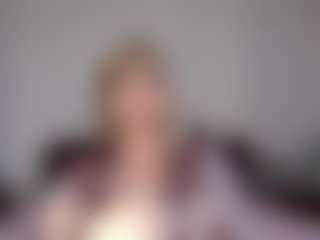 Lara's Live Sex Cam Show