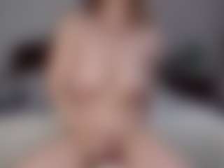 Live cam show with Lara - Asian Big Ass on AdultVida.com