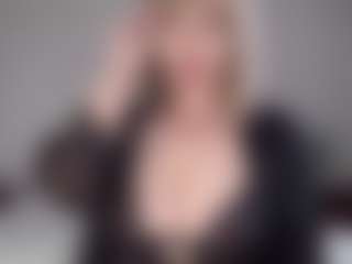 Lara's Live Sex Cam Show
