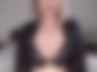 Lara's Live Sex Cam Show