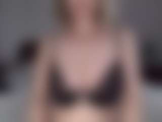 Lara's Live Sex Cam Show