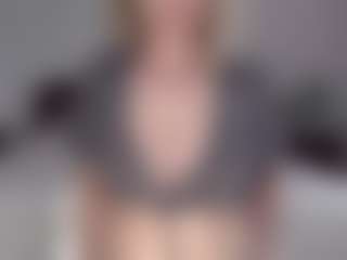 Live cam show with Lara - Spank Asian on crypto-cams
