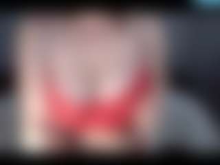 Live cam show with Lara - Asshole Asian on chickslive.net