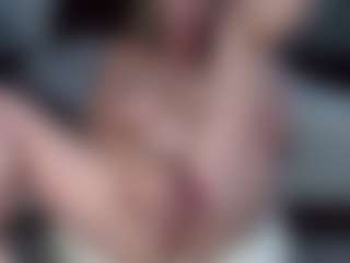 Live cam show with Lara - Sexwebcam Asian on xheatlive.com