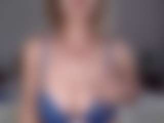 Lara's Live Sex Cam Show