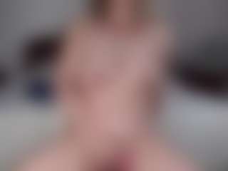 Lara's Live Sex Cam Show