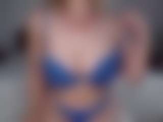 Lara's Live Sex Cam Show