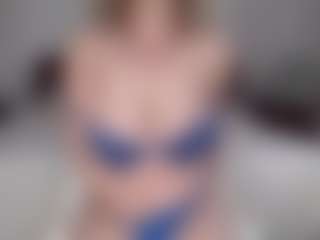 Lara's Live Sex Cam Show
