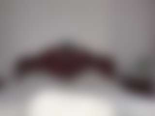 Lara's Live Sex Cam Show