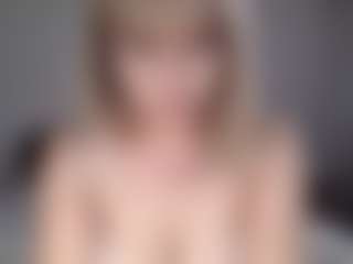 Lara's Live Sex Cam Show
