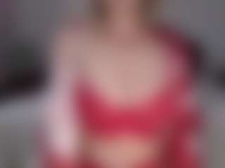 Live cam show with Lara - Big Tits on Camsoda