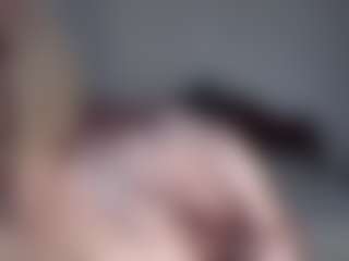 Lara's Live Sex Cam Show