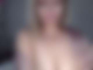 Lara's Live Sex Cam Show