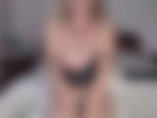 Lara's Live Sex Cam Show