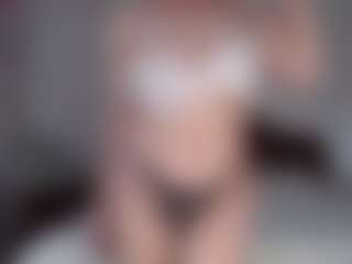 Lara's Live Sex Cam Show