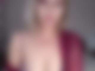 Live cam show with Lara - Bedroom Asian on Soda Cam