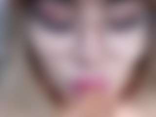 Live cam show with Lara - Asian Big Tits on madthumbs
