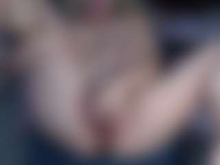 Lara's Live Sex Cam Show