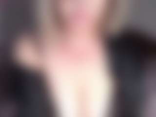Lara's Live Sex Cam Show