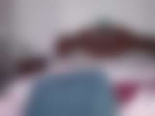 Lara's Live Sex Cam Show
