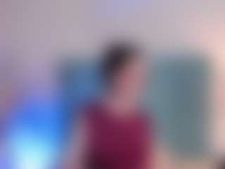 Live cam show with EmilyWatsonn - Glasses on justonemore.cc
