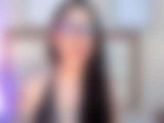 EmilyWatsonn's Live Sex Cam Show