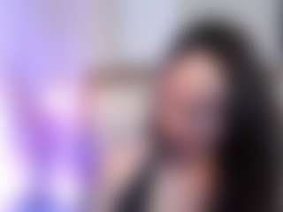 EmilyWatsonn's Live Sex Cam Show