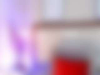 EmilyWatsonn's Live Sex Cam Show
