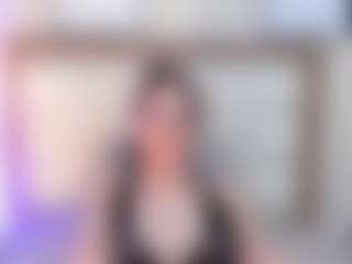 EmilyWatsonn's Live Sex Cam Show