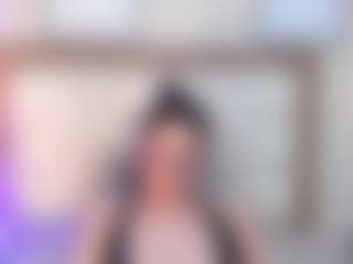 EmilyWatsonn's Live Sex Cam Show