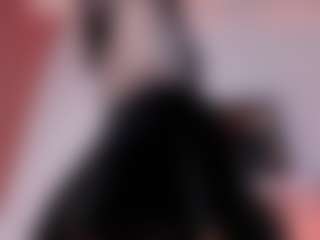 EmilyWatsonn's Live Sex Cam Show