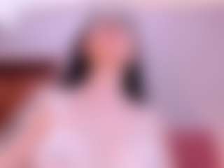 Live cam show with EmilyWatsonn - Glasses on Camsoda