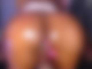 TinnaGoddess's Live Sex Cam Show