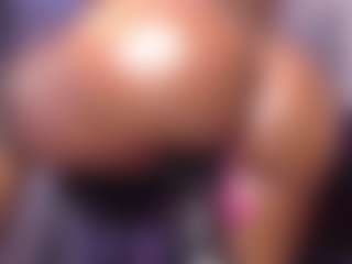Live cam show with TinnaGoddess - Black Lush on Big Tits