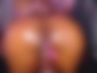Live cam show with TinnaGoddess - Ebony Big Ass on Dolls Live