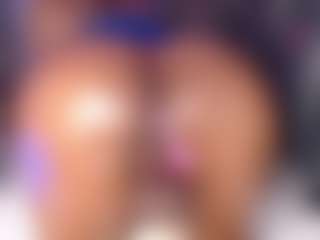 Live cam show with TinnaGoddess - Strapon on Dolls Live