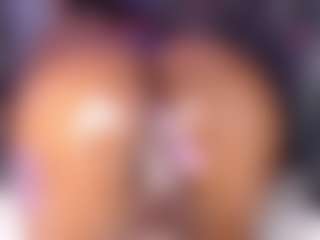Live cam show with TinnaGoddess - Bedroom Ebony on Gym Cam Girls