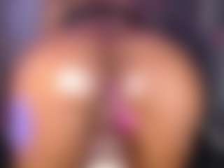 TinnaGoddess's Live Sex Cam Show