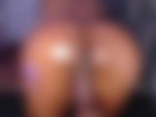 Live cam show with TinnaGoddess - Ebony on Camsoda | colombia