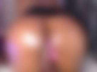 TinnaGoddess's Live Sex Cam Show