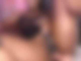 Live cam show with TinnaGoddess - Ebony Big Tits on Camsoda | colombia