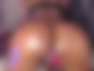 Live cam show with TinnaGoddess - Big Tits on Cam Slut
