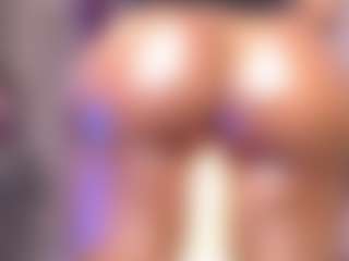 Live cam show with TinnaGoddess - Ebony on sexylivex.com | colombia