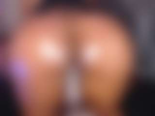 TinnaGoddess's Live Sex Cam Show